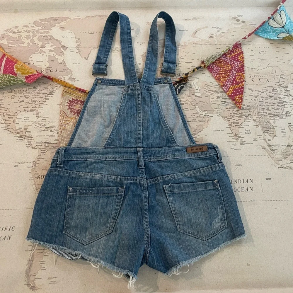 Blank NYC Celebrity Favorite Bunch of Five Jean Denim Short Overalls Size 26 - Picture 7 of 12